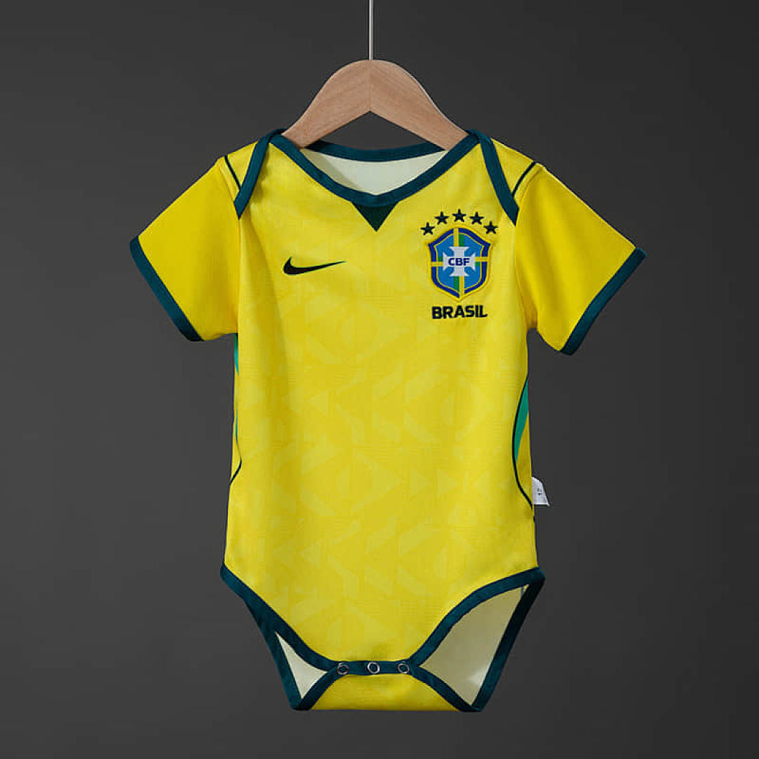 Maillot Domicile Brésil 26/27 Bébé size 9/12
