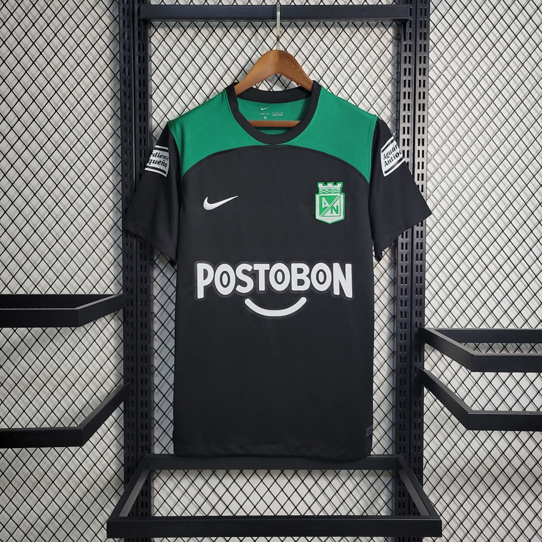 Maillot Extérieur 23 24 National Athletic Stadium .