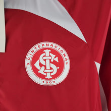 Coupe vent 2022 Internacional Rouge and Blanc