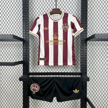 Ensemble 1. FC Nurnberg 2025/26 125th Anniversaire Enfant