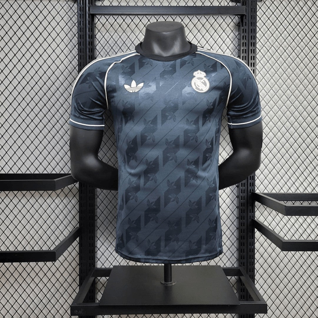 Maillot 25/26 player Real Madrid Co branded version