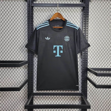 Maillot Édition Spéciale 24/25 Bayern Munich Édition