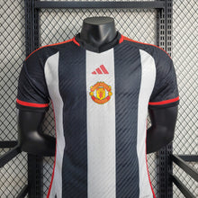 Maillot Entraînement 23 24 player M U suit