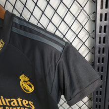 Maillot Extérieur 23 24 Enfant Real Madrid 2 games