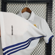 Maillot Rétro 16 17 Real Madrid Main