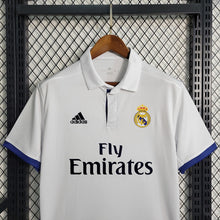Maillot Rétro 16 17 Real Madrid Main