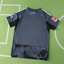 Maillot Third 2526 Saison Eintracht Frankfurt Fan version