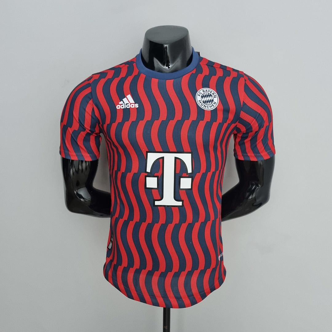 Maillot Version Joueur Entraînement 22/23 Bayern Munich suit