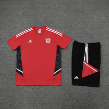 Short Entraînement 22/23 Bayern Munich Suit Sleeve Kit Rouge