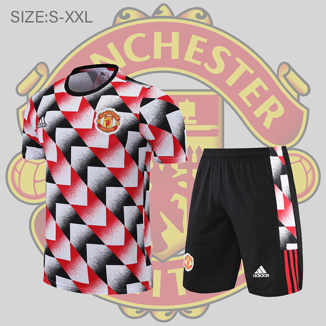Short Entraînement 22/23 M U suit sleeve kit Rouge Noir and Blanc color matching